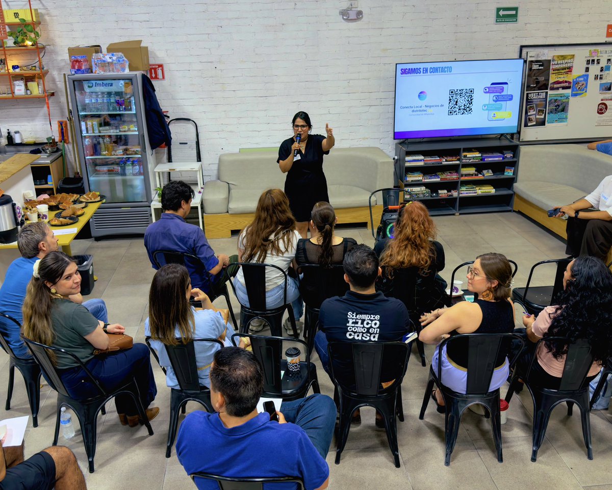 distritotec tweet media
