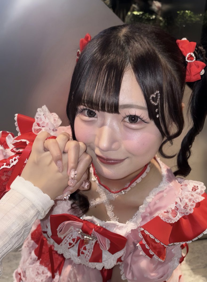 _pxoxyu's tweet photo. 1億年ぶりなのに覚えてくれてて、さすがあいりたん
#あいりに届けっ https://t.co/YnotAuQLOP
