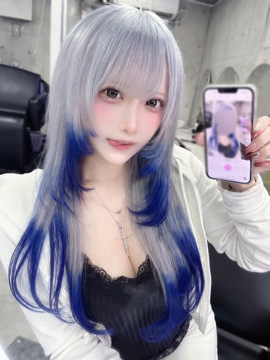 顔面 tweet media