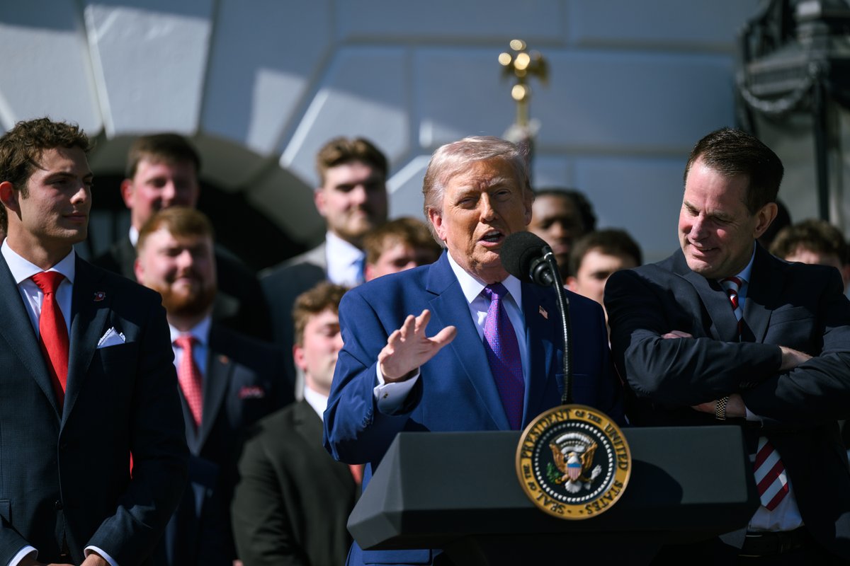 The White House tweet media