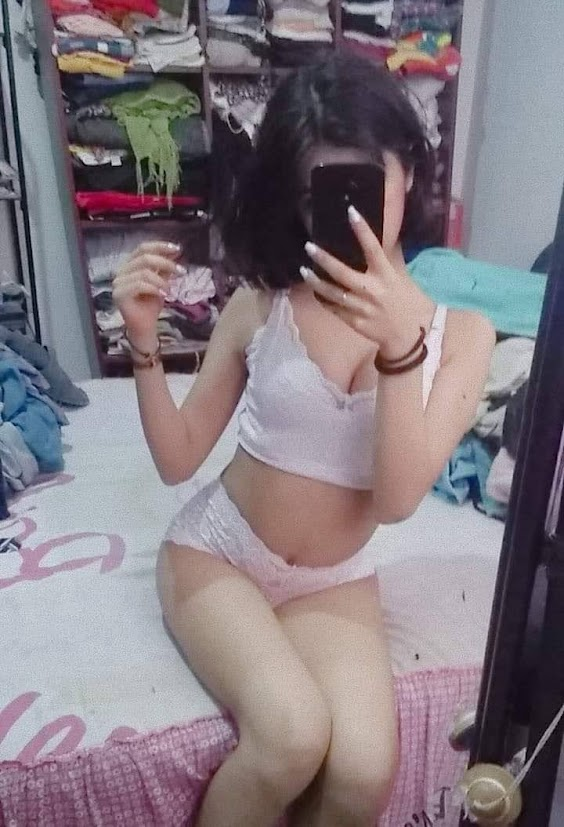 loli_tablita11's tweet photo. holiiii, me extrañaron???? https://t.co/d3ykH9t9fw
