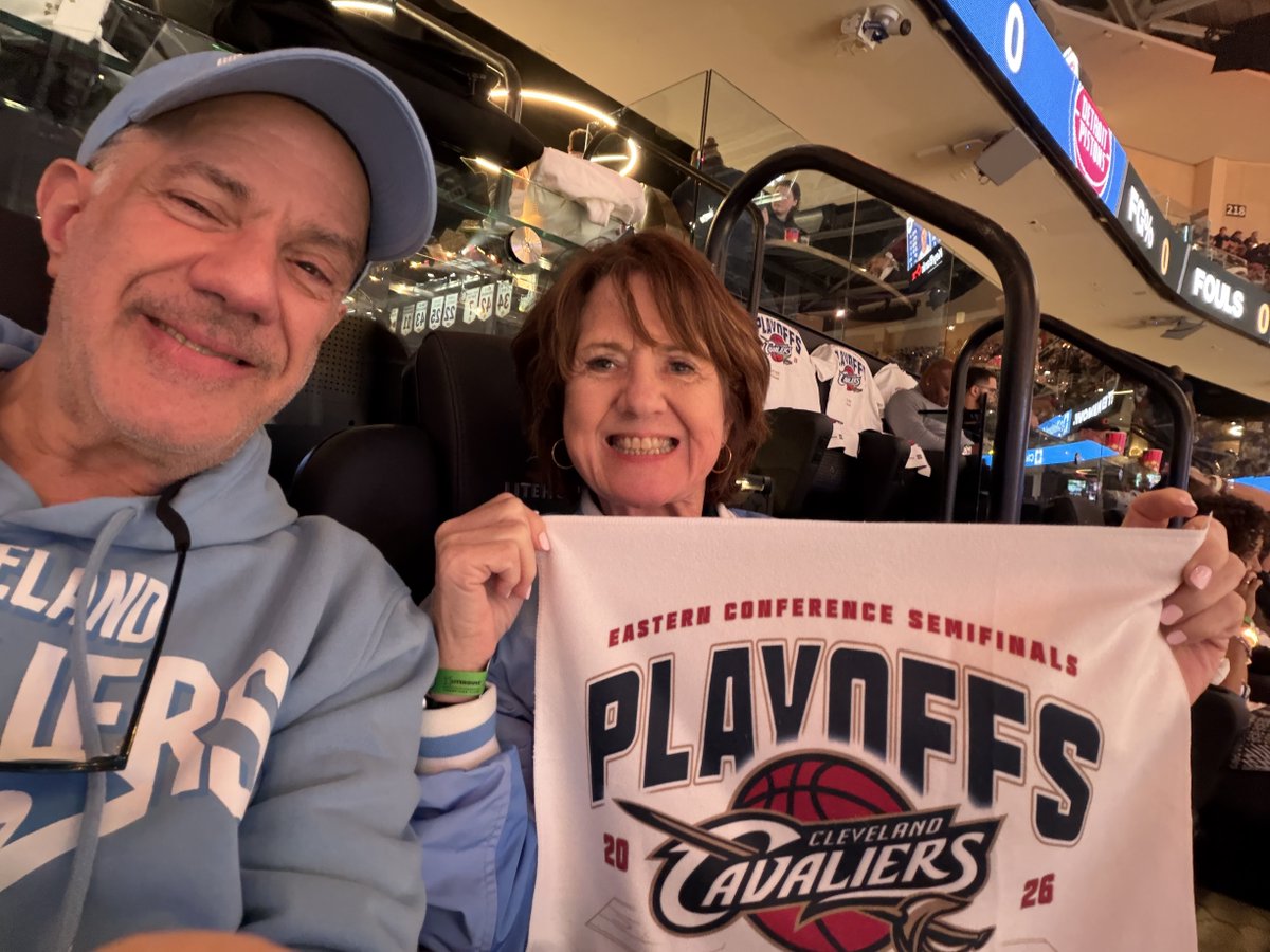 JPChames's tweet photo. #Cavs !!!  #letemknow https://t.co/hwWD44qNjD