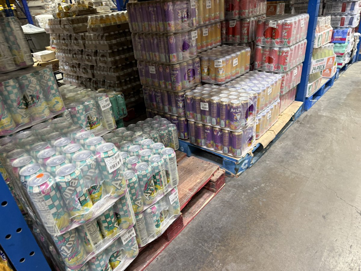 simply_chris92's tweet photo. @lukewaale bruh I found heaven! I was at a restaurant depot store, 24 packs of Arizona for only $17usd! Sooo cheap! Look at all the cases haha https://t.co/ZWHnacpfCc