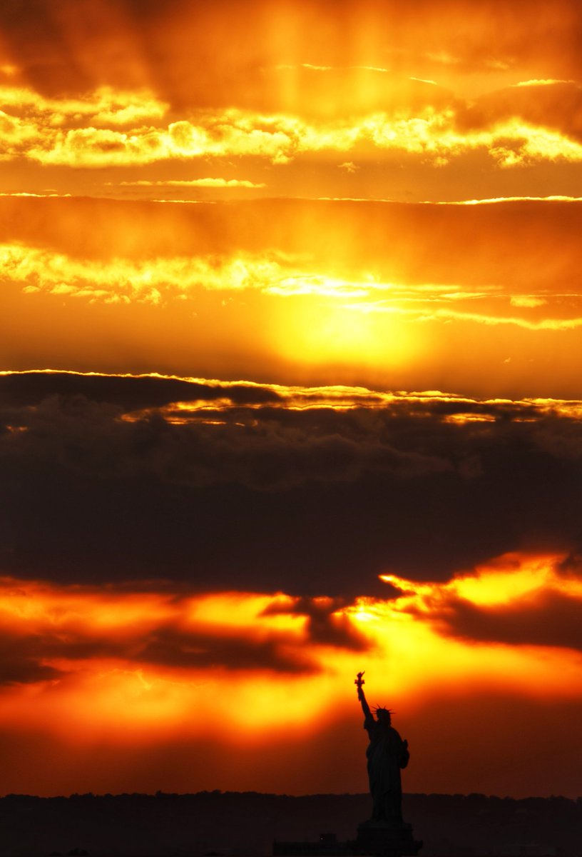 Gary Hershorn tweet media
