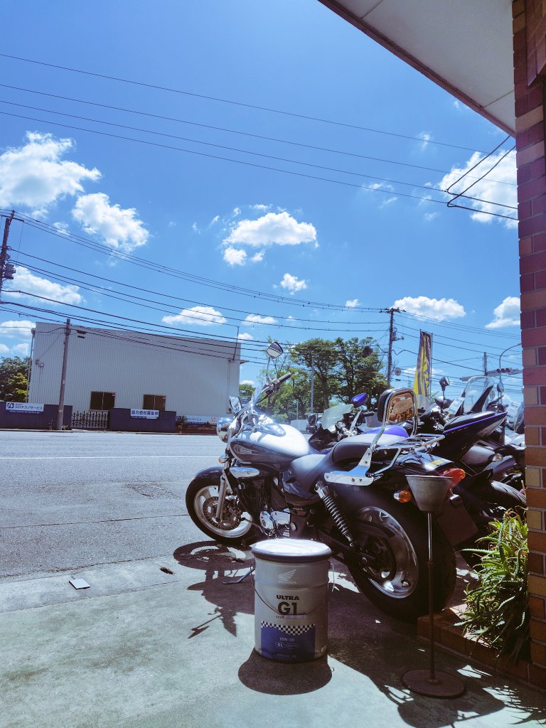tautochibacity's tweet photo. 5月12日火曜日
おはようございます！
千葉市は晴れ☀
気温は25℃とても気持ちの良い気候です
週末あたりは暑くなるようですね
紫外線も強いのでお気をつけください
休み明けからバタバタが続いております
皆さまはいかがでしょうか？
体調崩さずにお気をつけを！
本日も元気に営業です😊 https://t.co/01GKTtQFe2