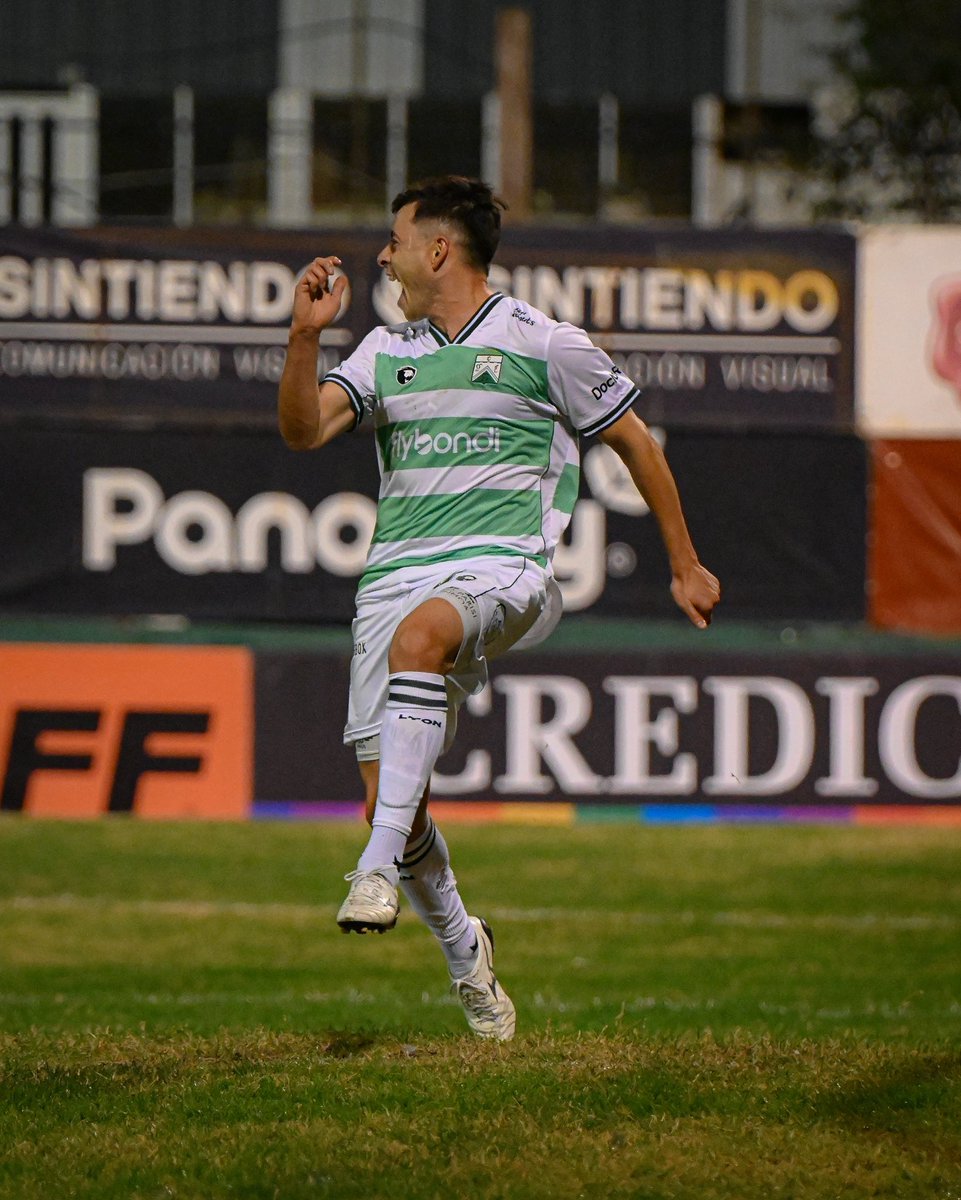 LulinskiMati's tweet photo. Ahora no puedo, tengo que ir a festejar saltando como el Toro Parisi. https://t.co/ztV373SoYd