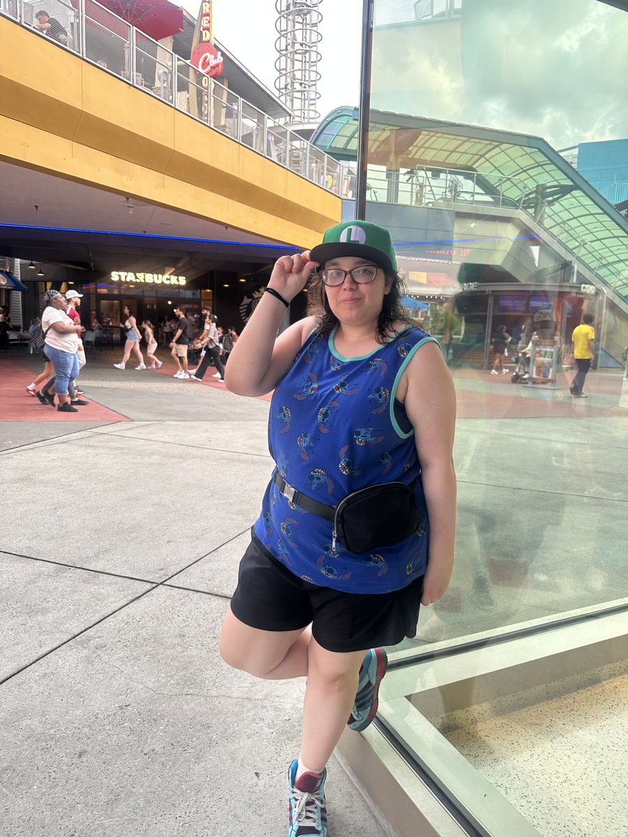 juliaknight156's tweet photo. heres some pics from my universal islands of adventure trip with my mom we had a fun day with lots of thrills cant wait for the next time somewhere down the future lol https://t.co/3k9mxRIKxM