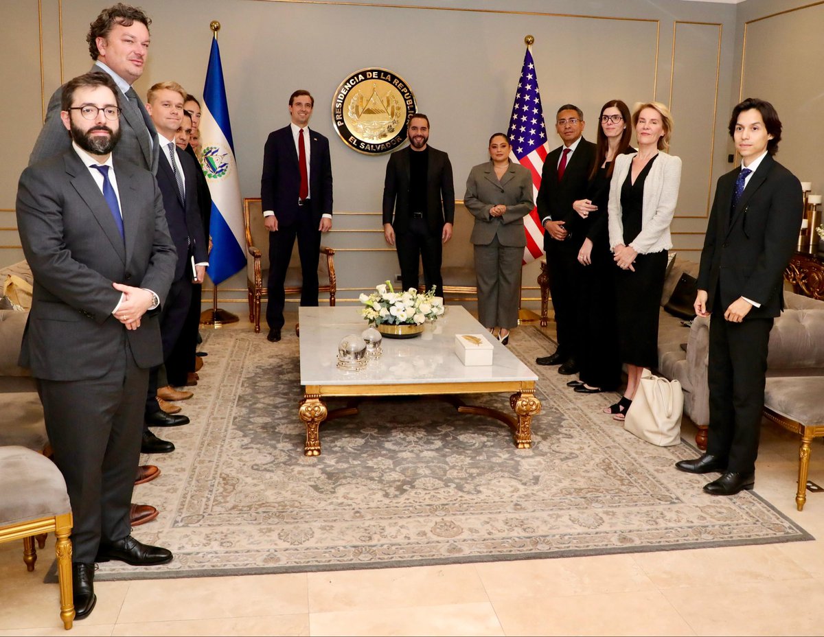 Embajada EEUU en ES tweet media