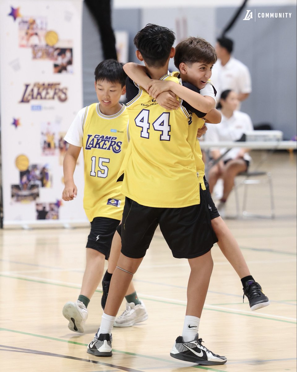 LakersCommunity's tweet photo. Camp Lakers, presented by @uclahealth, is back this summer! 💜💛
 
Camp Lakers is committed to providing young players with the Lakers experience. Campers will learn to play the Lakers way, emphasizing the importance of staying active while honing their basketball skills and discovering the importance of hard work, teamwork, dedication, and sportsmanship, on and off the court 🌟
 
For more information, visit the link on the bio! Spaces are limited 📝