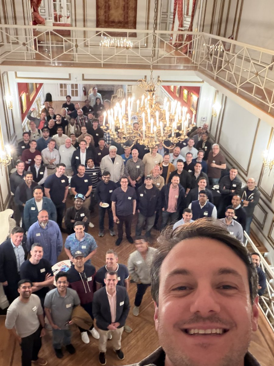 Todd Saunders tweet media
