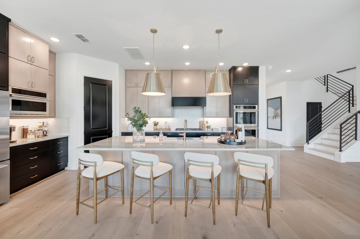 David Weekley Homes tweet media