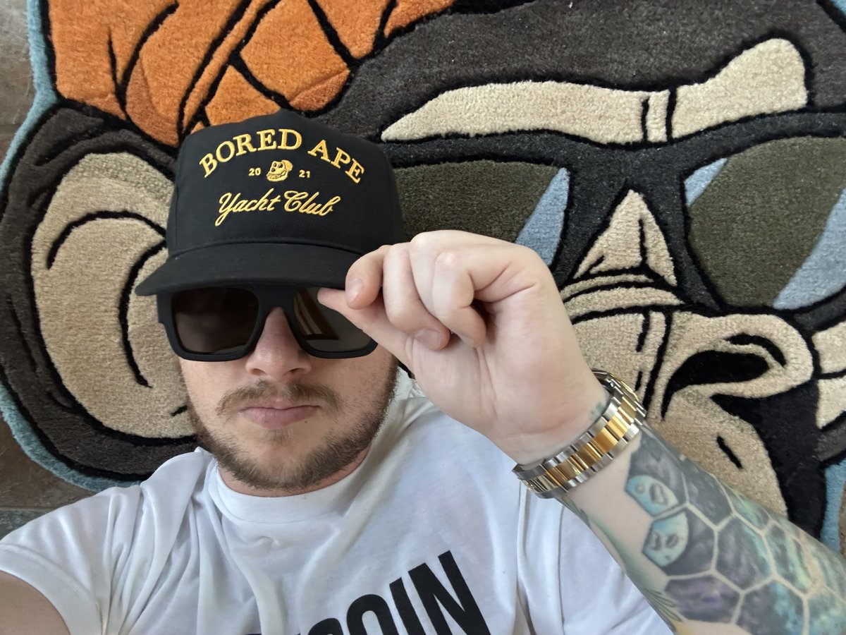 Aj tweet media