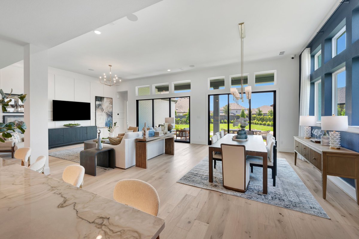 David Weekley Homes tweet media