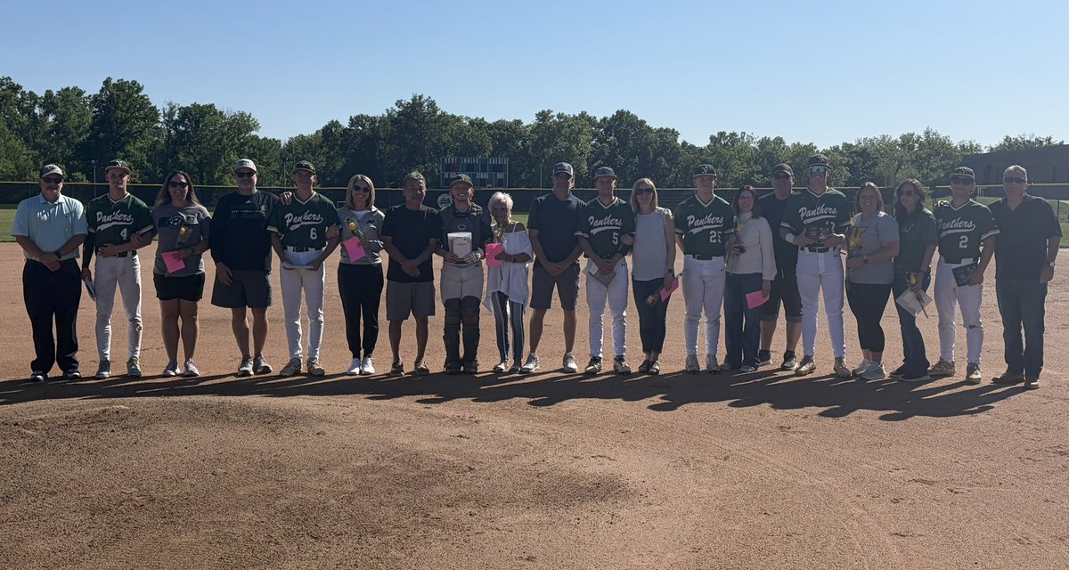 FZNBaseball's tweet photo. Panthers get the win on senior night tonight. A big thank you to all of our parents for making tonight special. Thanks to our seniors and their families for the time and hard work you’ve put into our program over the last four years! https://t.co/TMKQxLy6lD