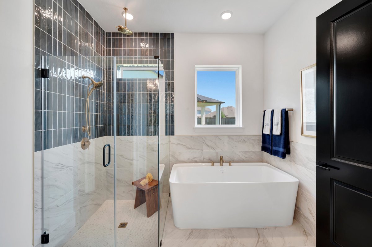 David Weekley Homes tweet media