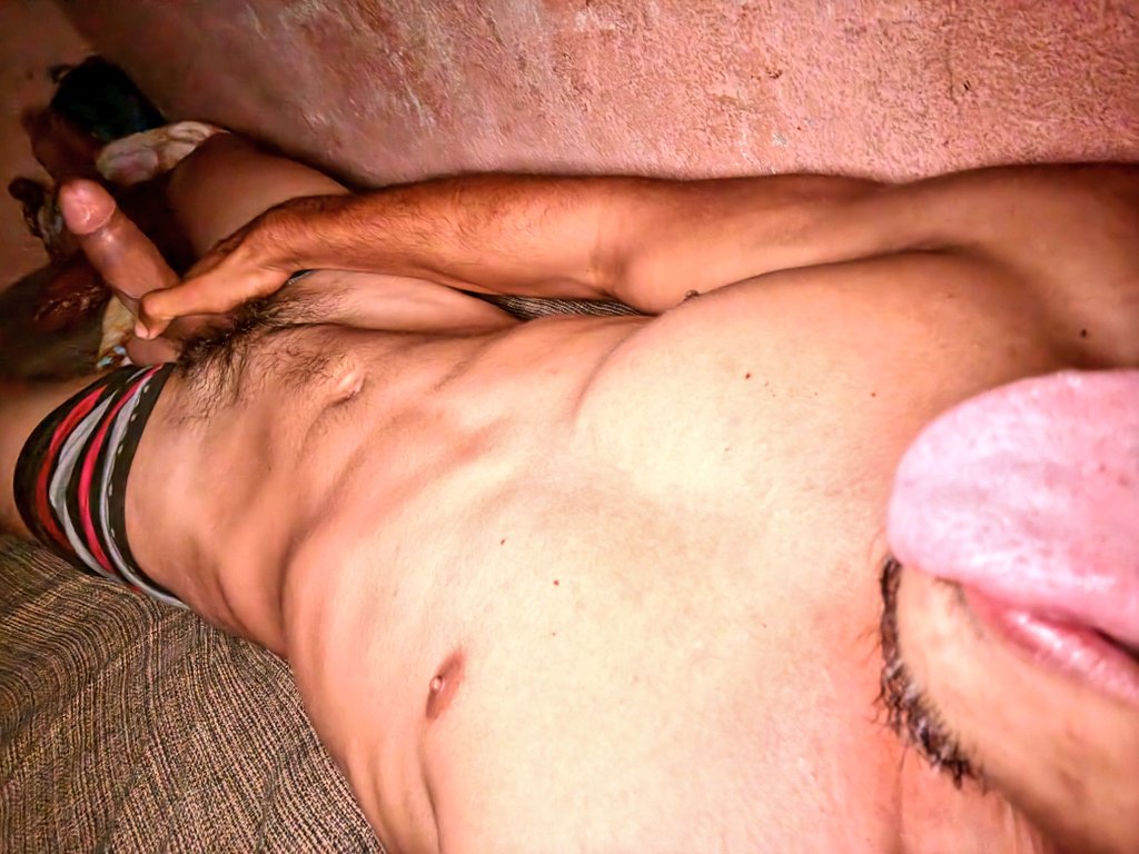 mlkmureno's tweet photo. Pega aqui
#TROCONUDSㅤ 
#BROTHERAGEMㅤ 
#PINTOSAWARDS 
#brotheragemheteroㅤㅤㅤ https://t.co/Jwrk3vslNk