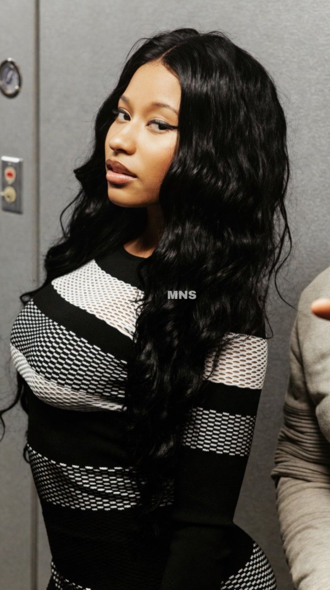Hourly Minaj tweet media