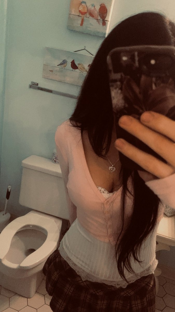 Bimboxdolly🏳️‍⚧️ tweet media