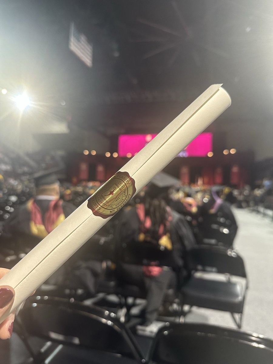 dtigsb's tweet photo. And that’s a wrap 🎓 https://t.co/JYPkz6ZaQX