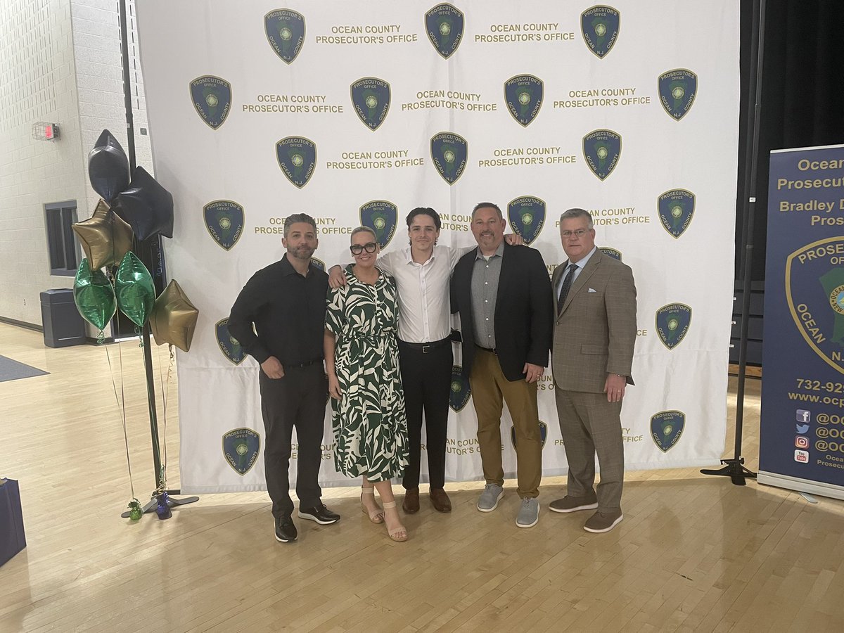 Mustangs tweet media