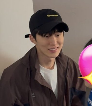 비모 tweet media