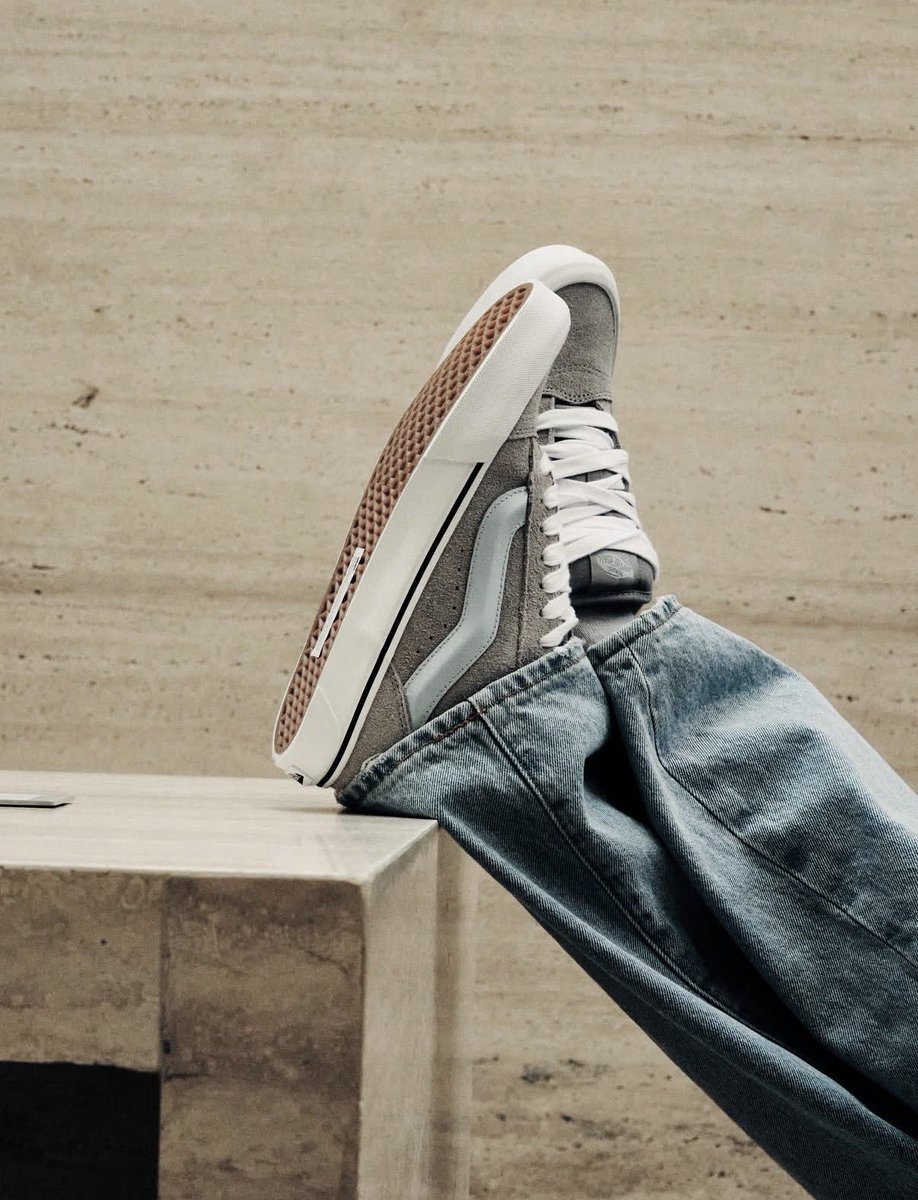 ankamar_'s tweet photo. cry subiendo por tercer año consecutivo colab con vans 👟🖤

fotos en su ig: cry_thereal https://t.co/9Zee7BYuhX