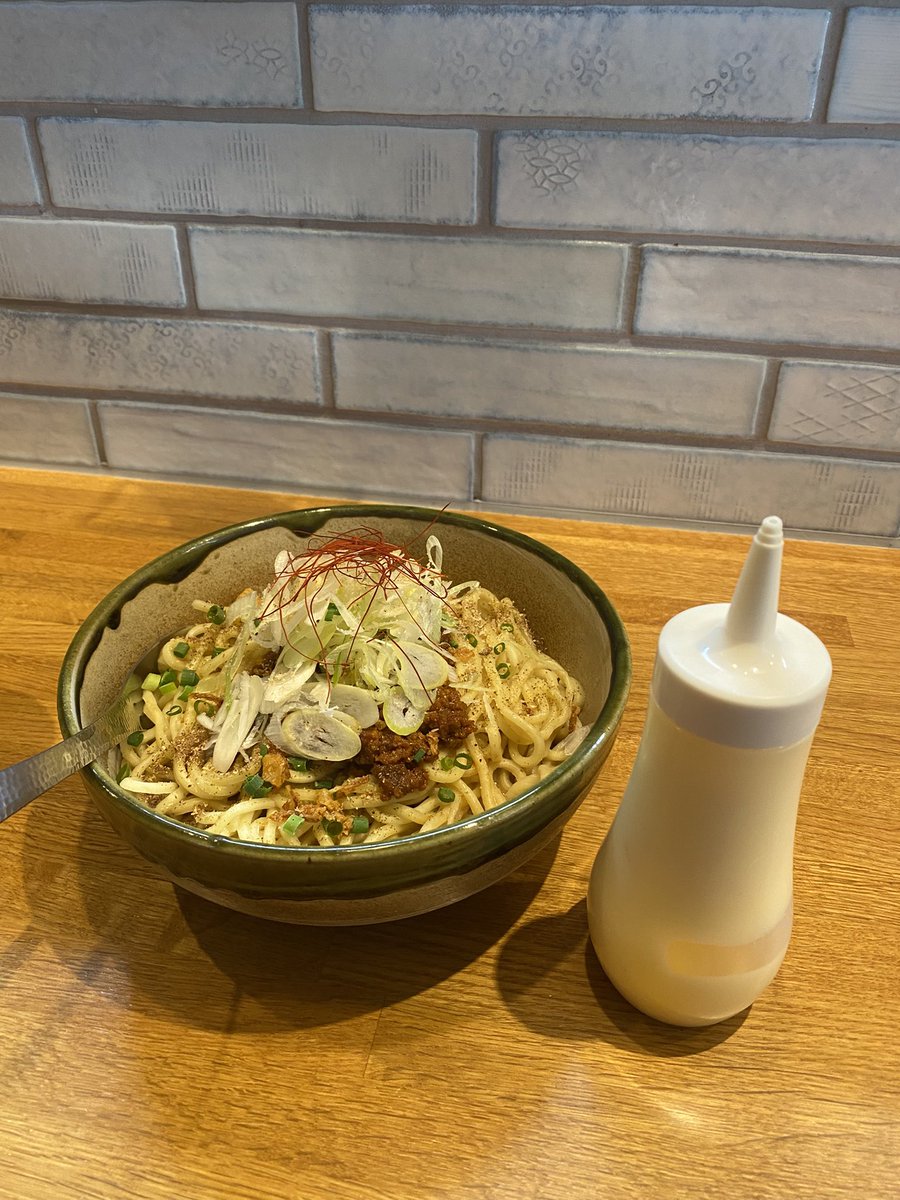 5月12日　火曜日
おはようございます！

今日は暑いですね🥵
半袖じゃないと厳しい気温になりましたね💦
暑いと疲れ溜まりやすいですが頑張って乗り切っていきましょう💪

本日もご来店お待ちしております！