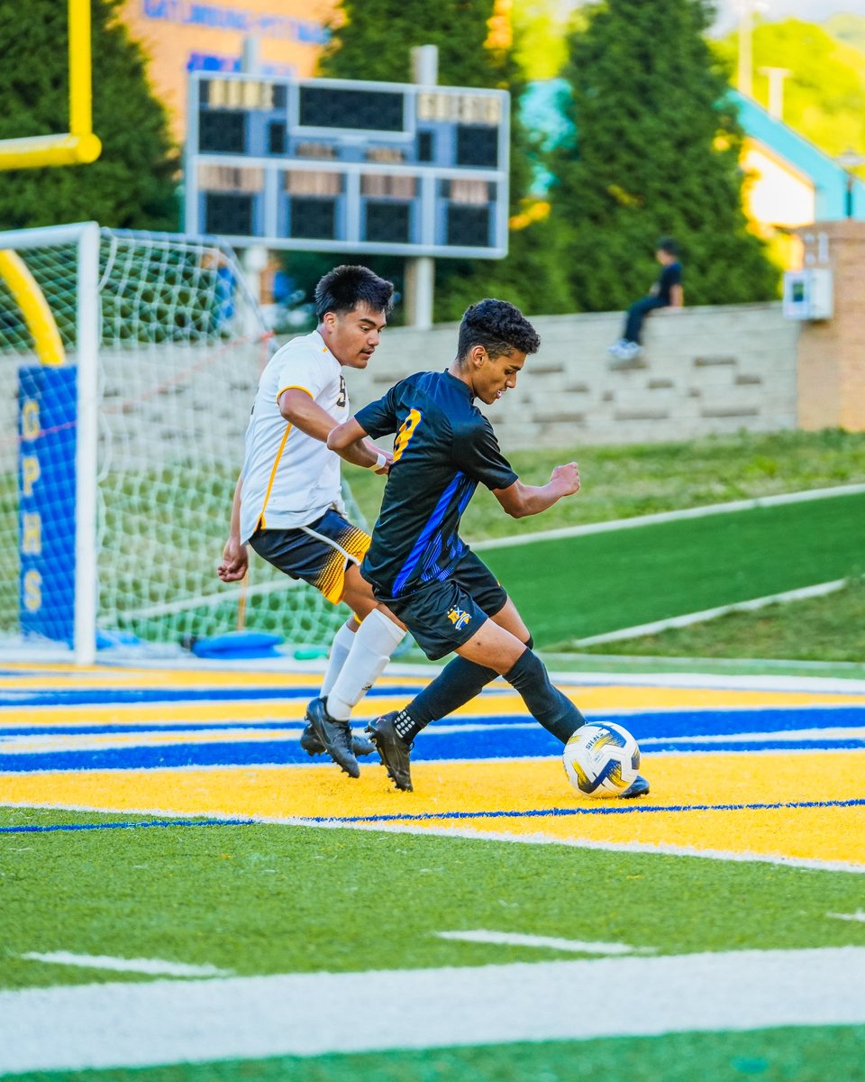 GPHSSports's tweet photo. Region Semifinal vs Oneida
Tuesday @ home 6:00 

Be there #HIGHLANDERNATION https://t.co/GoXrzgB85M