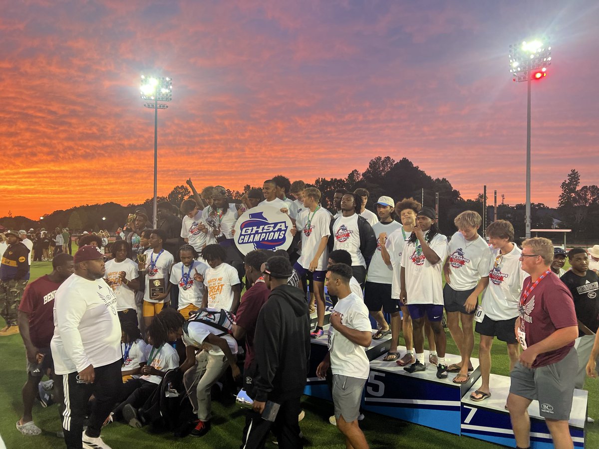 CoachTCanesTF's tweet photo. Cartersville High School ….. Your 2026 STATE 4A MEN’S Track &amp; Field Champions!!!!!! 🏆🏆🏅🏅 #canesgofast! @cvilleschoolsys @dailytribnews @BartowSportsZon @WBHFSports @CHSHurricaneBSB @CHSHurricaneFB https://t.co/aLyayY2xgs