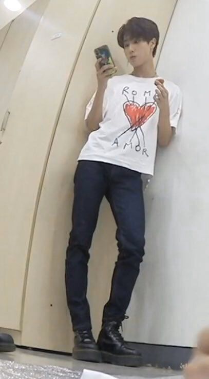 ESSA FOTO DO HAN¿???? A CAMISA QUE