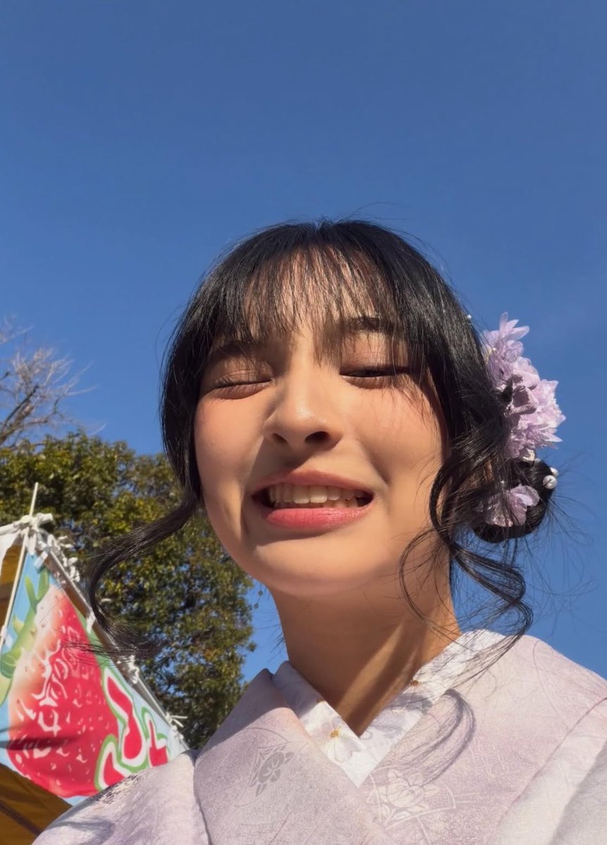 โชวส์ tweet media