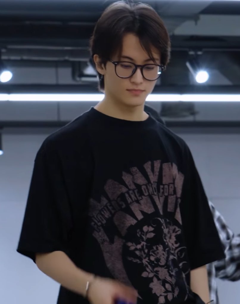 lnwmark every day i pray and cry tweet media