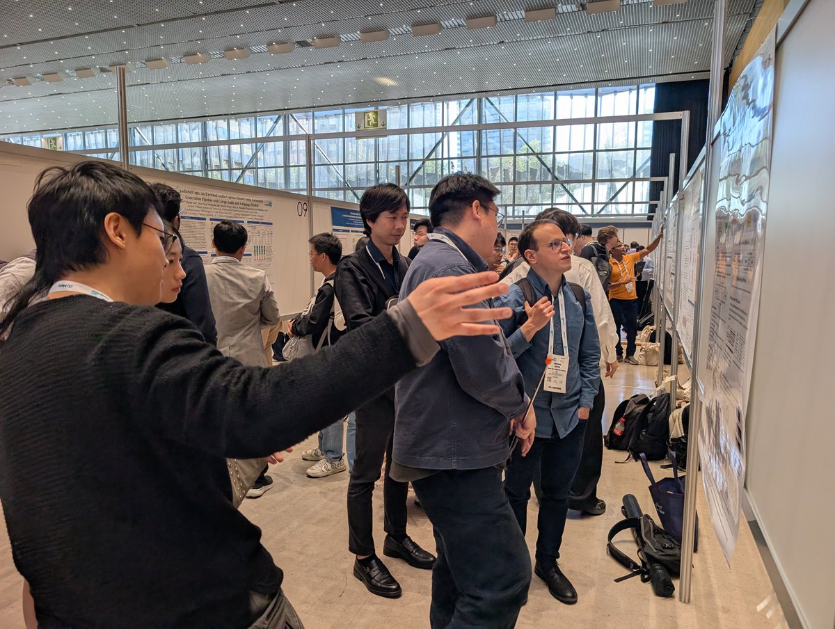 sake_min's tweet photo. Had a fantastic time at #ICASSP2026 in Barcelona presenting our IEEE TASLP paper, U-MusT! 🇪🇸🎵
A big thank you to everyone who stopped by our poster session for the great discussions and insights!

📄 Paper: https://t.co/575w898nn5 https://t.co/VQLKsmSZIB