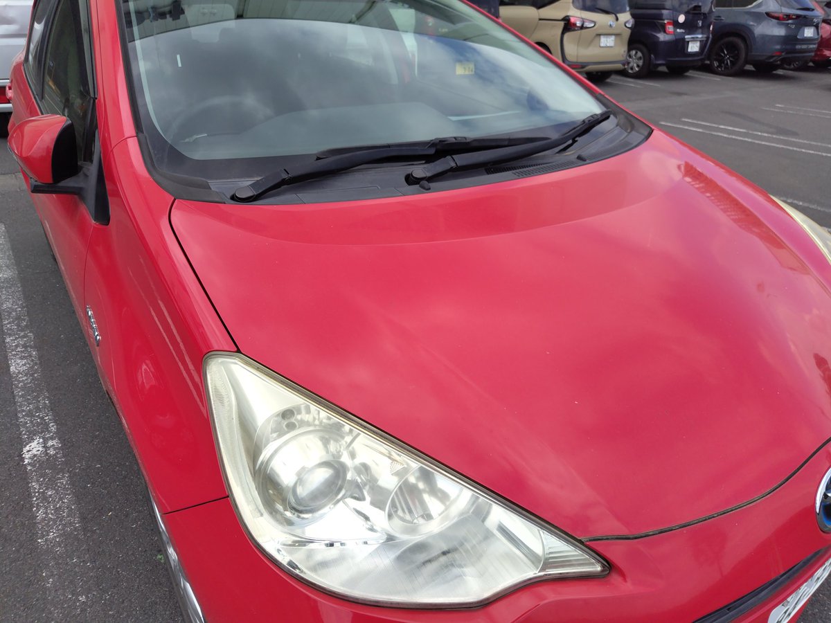 soundsucces's tweet photo. 一年ぶりのやたら早い赤い車。
#SoundSuccess https://t.co/OxgXwCBhLL