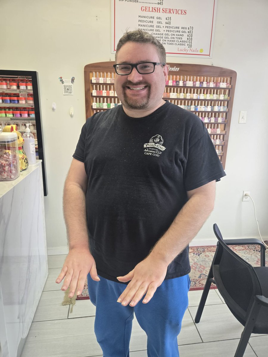 MichaelDaGaymer's tweet photo. I got a haircut and had my beard trimmed into a goatee. Also got my nail polish removed. Gonna take a break from the nails for a bit to give them a break. I had a good self care day 💇‍♂️💅 #Haircut #Hair #Nails #Goatee #GayGuy #LGBTQIA #LGBTQ #LGBT #SelfCareDay https://t.co/ZxKS0MDdmL