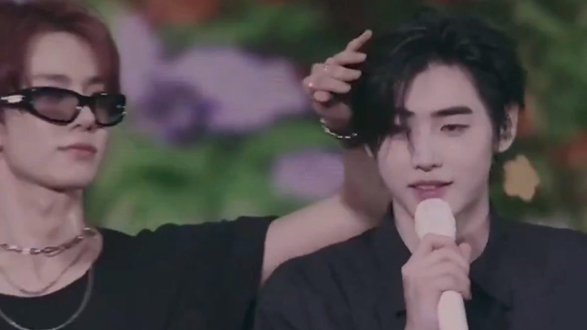 “al principio, me resultó muy difícil conectar con heeseung-hyung, pero ahora somos muy cercanos”.
— sunghoon.