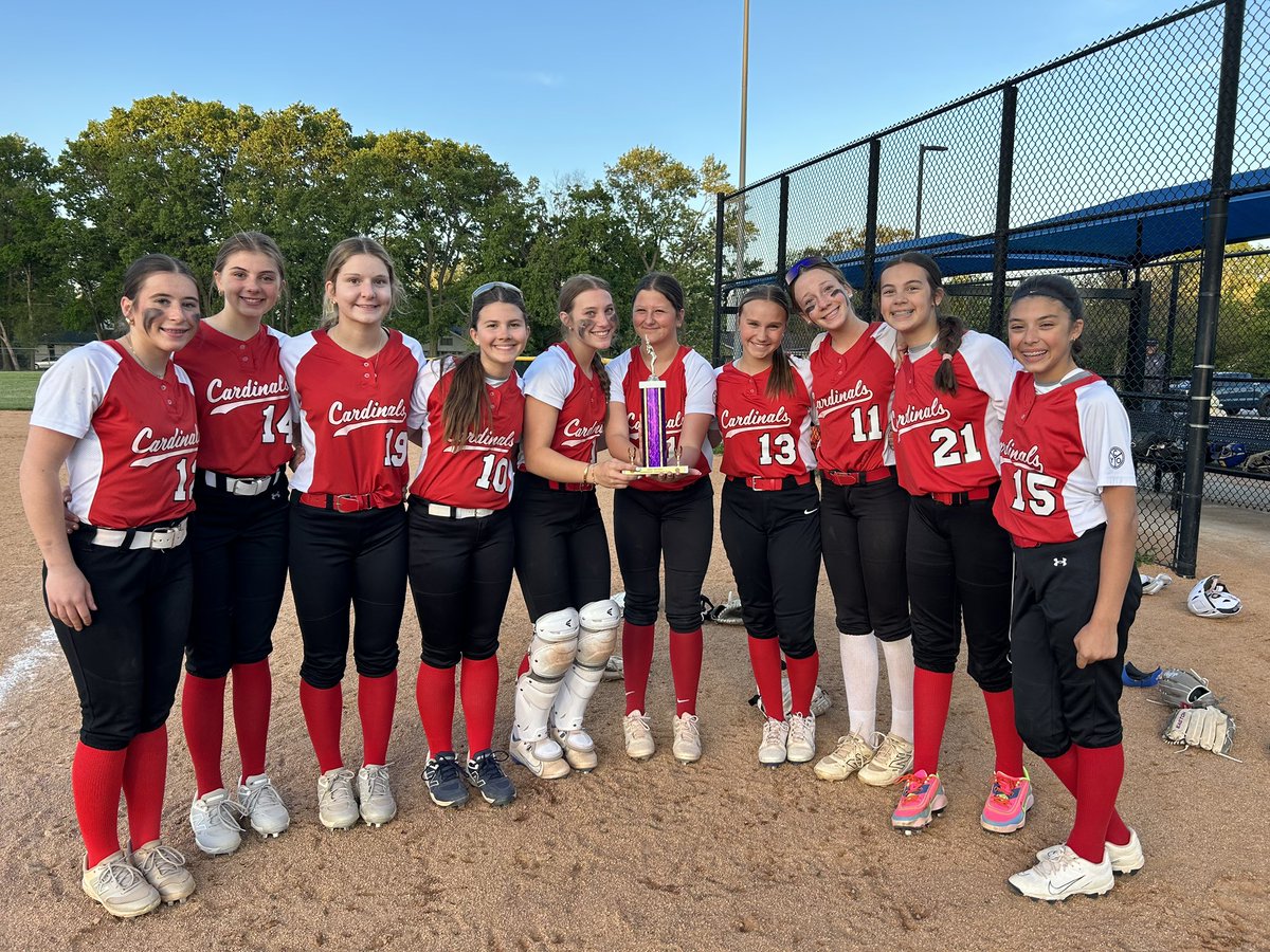 MMachowiak2031's tweet photo. CYO middle school CHAMPS 🏆 so much fun meeting new friends & playing together! Batted .800 on the season, slugged 1.700, 0 SO, 6 walks — played some new positions as well! #SLDM https://t.co/jngpMuSSz7