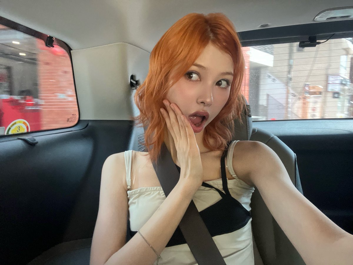 AtHeartingBase's tweet photo. 260512 | fromm 

#AtHeart #앳하트 #MICHI #미치 #미치톡 https://t.co/kVMSitbxYn