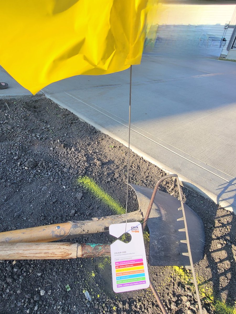 DigSafeCentrlAB's tweet photo. STOP! Utilities can be as shallow as 4 inches. Before you put a shovel in the ground for your spring projects, get your free locates at https://t.co/FEPERlMbAc #SafetyFirst, Protect yourself and your family.
#CentralAlberta #ClickBeforeYouDig #KnowWhatsBelow #WheresTheLine https://t.co/tIMmxsCkas