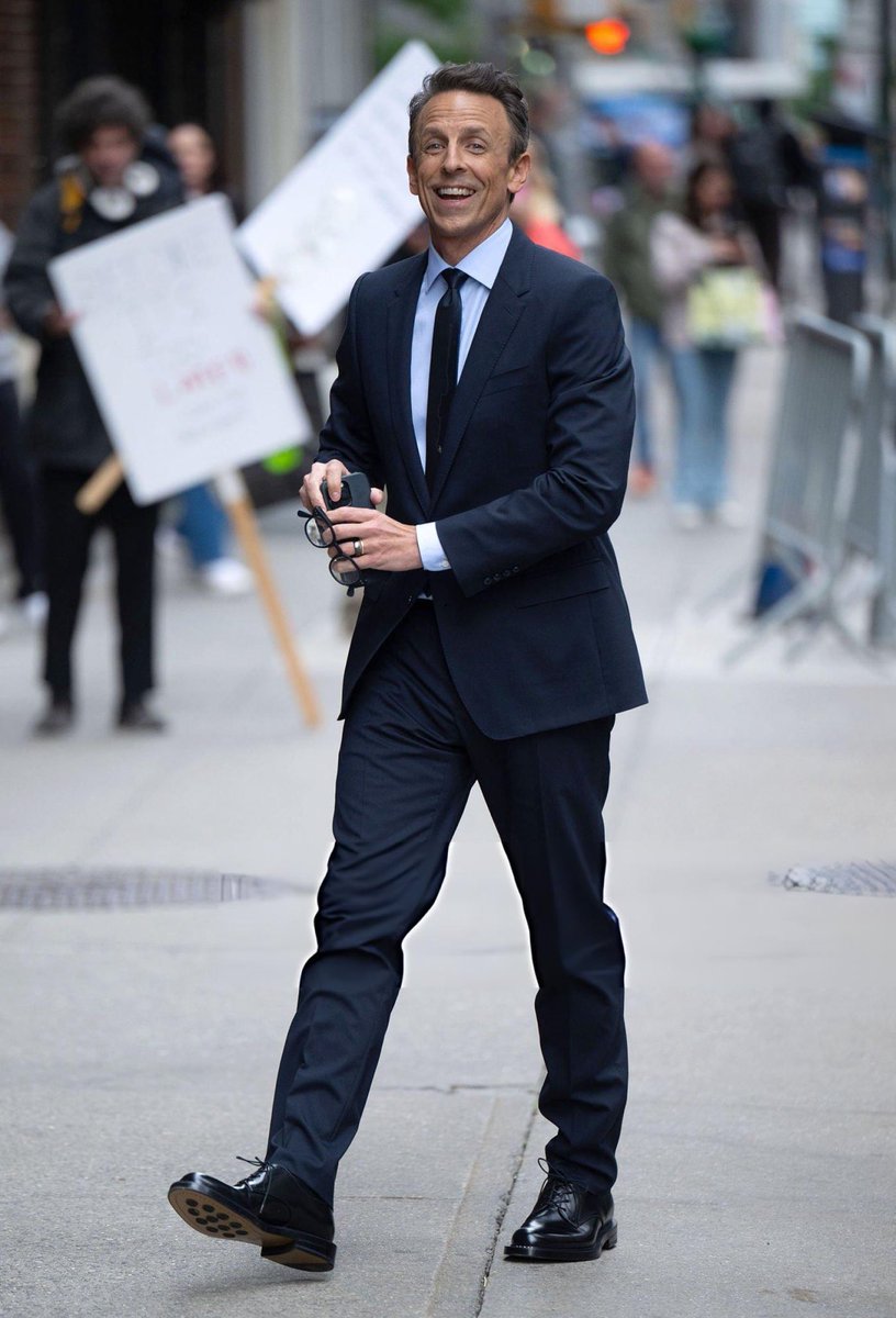 Best of Seth Meyers ᡣ𐭩 tweet media