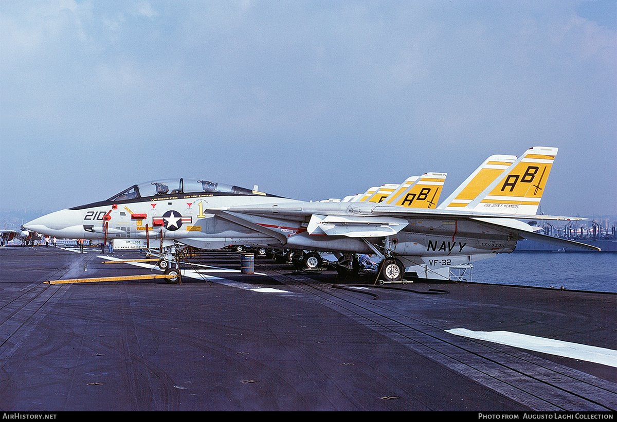 F-14A Tomcat, BUNO 159022, Tail Code AB, Modex 210, US Navy, VF-32 ...