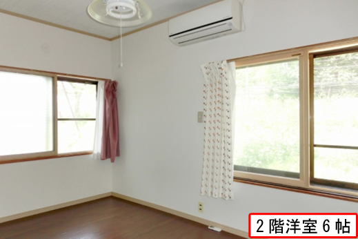 ngokbank's tweet photo. 新規登録物件の紹介です。閑静な住宅街にある売買物件です。越後川口駅、スーパー、コンビニ徒歩圏内
https://t.co/XY6uWwF1SR https://t.co/TcxLWdiZjn