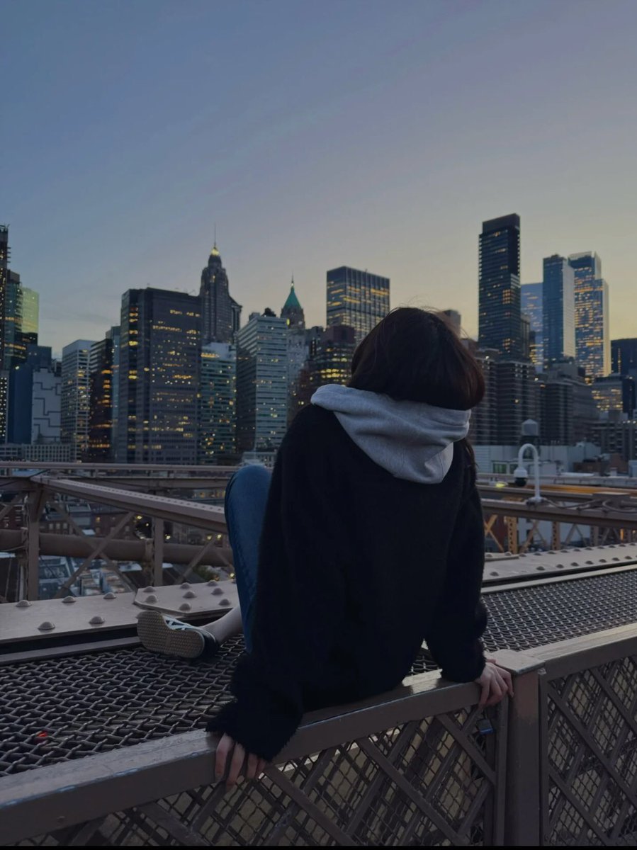 Jenny Lee tweet media