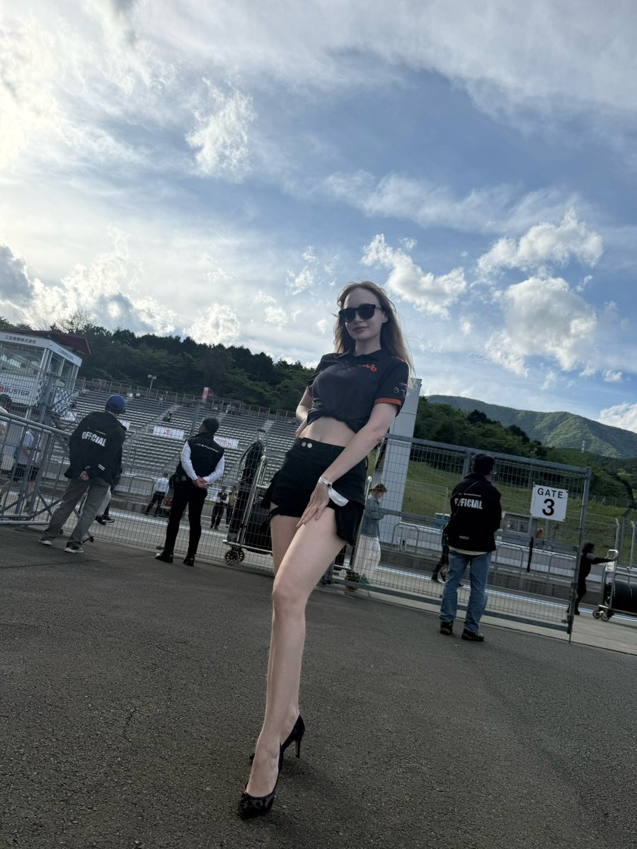 ❤︎MOCHA❤︎ PORSCHE CARRERA CUP ASIA tweet media