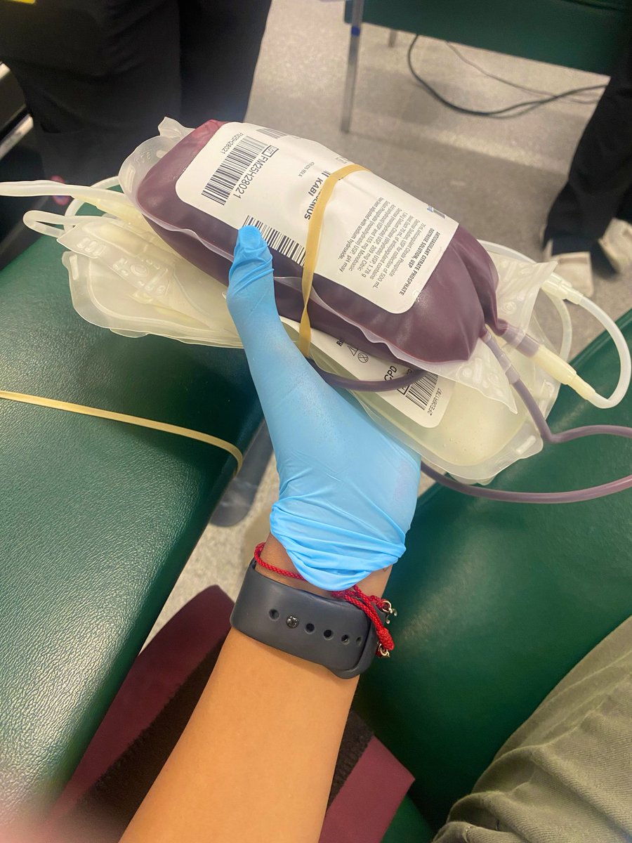 Solic_1's tweet photo. My blood bag compared to my arm
-
They said they were suprised I didn’t pass out and now I look at it like damn… thay was IN me https://t.co/me5zA606hd