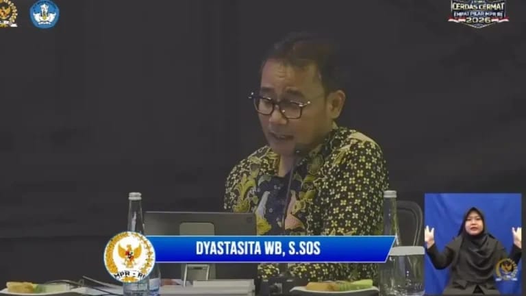 scorpionesblack's tweet photo. @Opposisi6890 2 EKOR JURI TOLOL 

Dyastasita Widya Budi &amp; INDRI WAHYUNI https://t.co/v2v7tQIaJ5