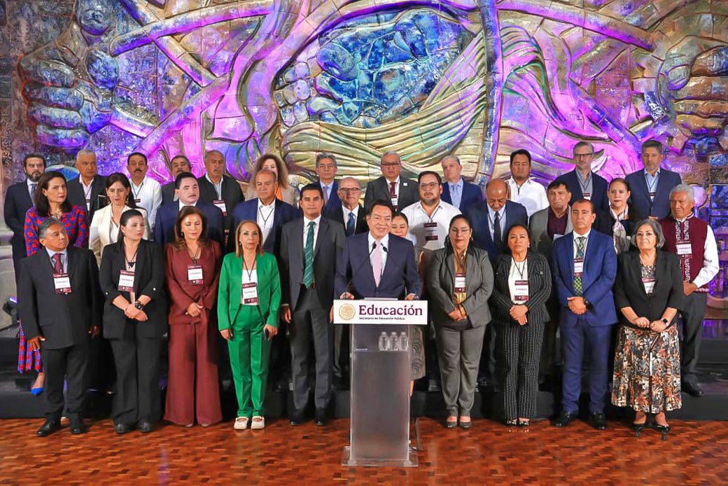 📢 ¡Atención comunidad escolar del #EdoMéx!

✔️ El ciclo escolar 2025-2026 concluirá el 15 de julio en el Estado de México, conforme al reciente acuerdo nacional de la <a href="/SEP_mx/">SEP México</a>.

🏫 Esta medida aplicará para más de 2.8 millones de estudiantes mexiquenses de Educación Básica.