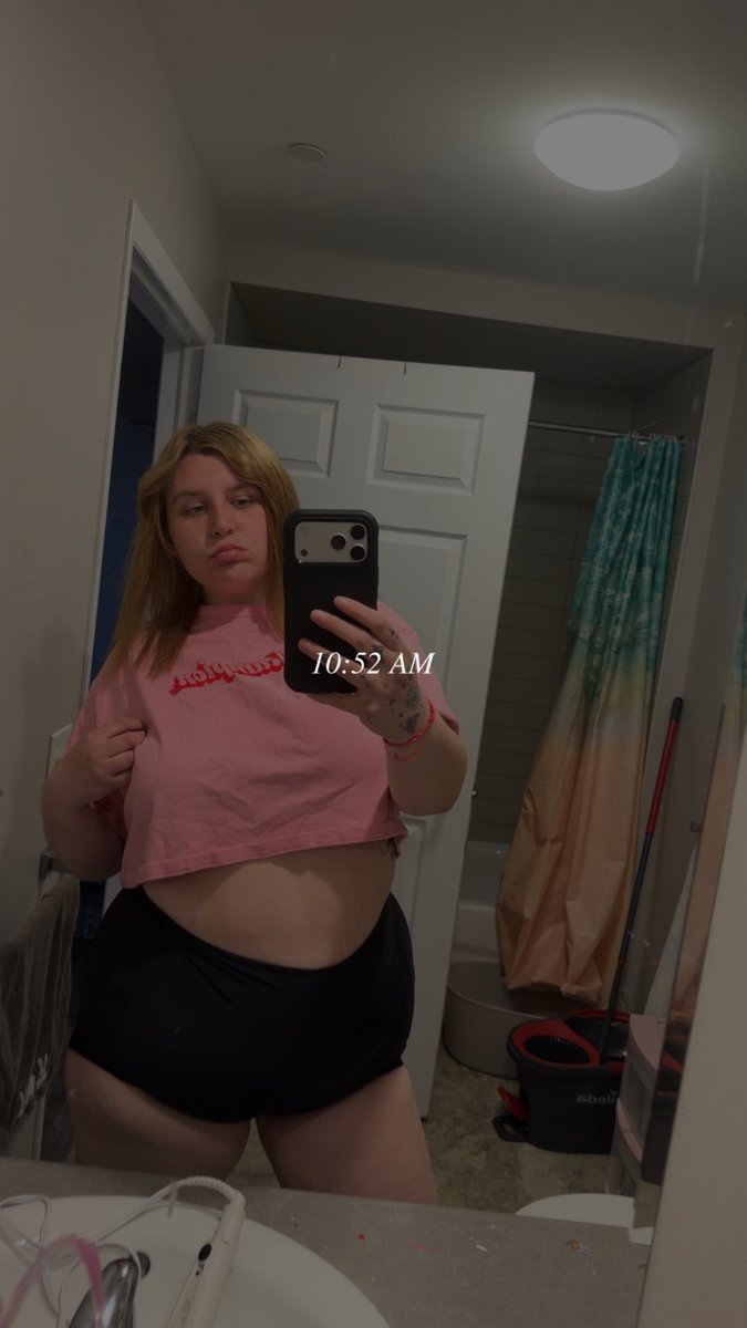 makattack_dgc1's tweet photo. i’ll be your new obsession 😈😘 https://t.co/xSHoMtxuIf