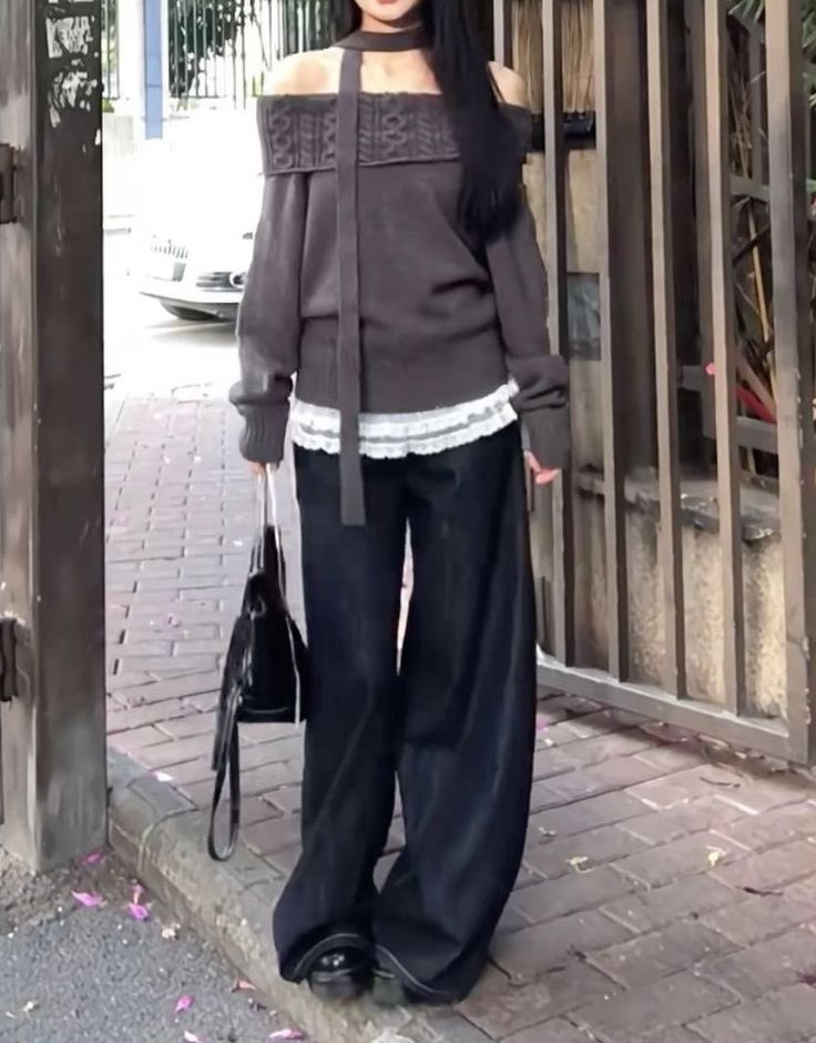 — Tienes una date con Jungwon en una cafetería ! ¿Que ropa llevarás puesta?

#sevEN_Lights_Guide_Us
#SevEN_Broken_Hearts