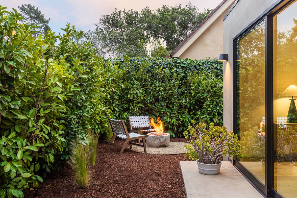RyanMelcherRE's tweet photo. Just Listed 🎯 Dolores 4 SE of 13th St 🌊🕊️

A rare departure from the traditional Carmel cottage, this reimagined 4BD/2.5BA home blends Napa resort-style sophistication with contemporary California design.

https://t.co/dJ0ZjqNU99

#carmel #luxurylisting #california #realestate https://t.co/Ux2t1TW5ll